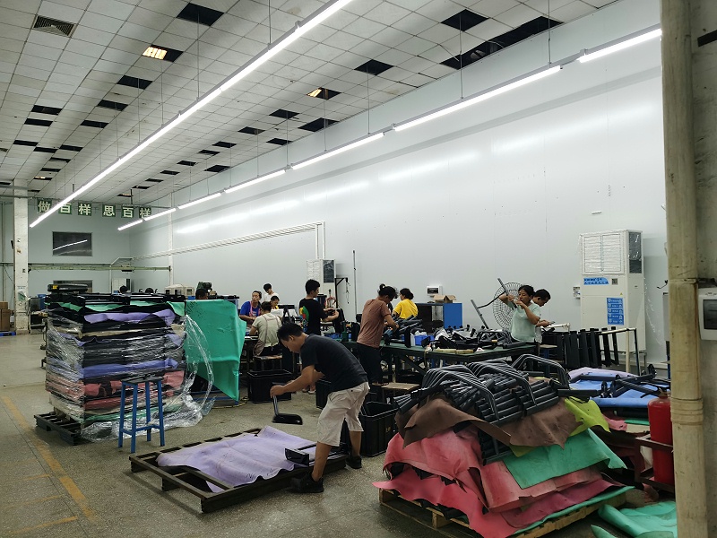 廣東某女子戒毒所生產(chǎn)車間選擇星科環(huán)?？照{(diào)冷風機